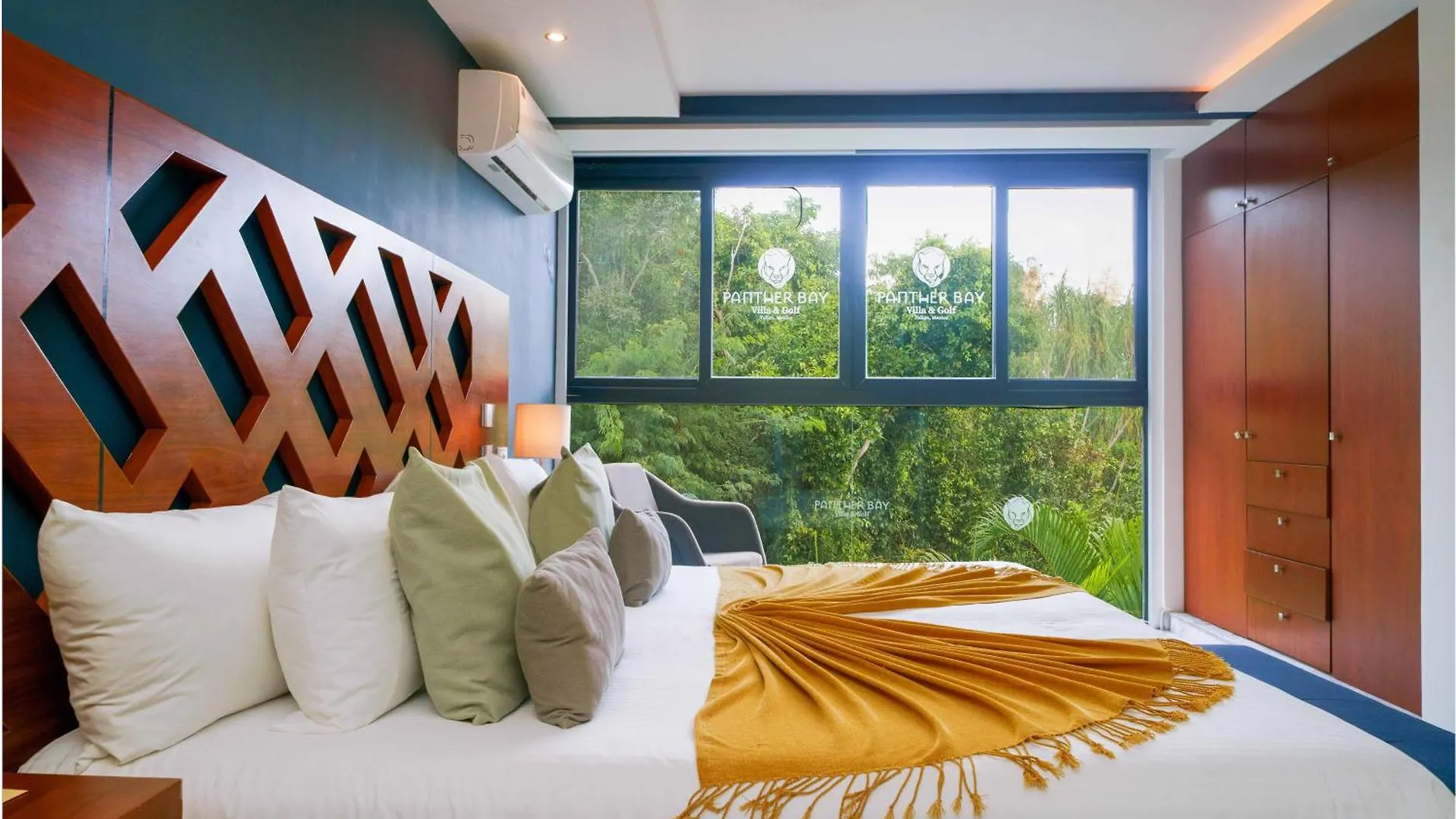 7 Bedroom Private Villa In Tulum Country Club - Private Pool - Beach Access & Golf - Fits 14 People Akumal 0*,  Mexico